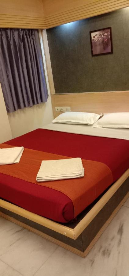 כלכותה Hotel Aston מראה חיצוני תמונה